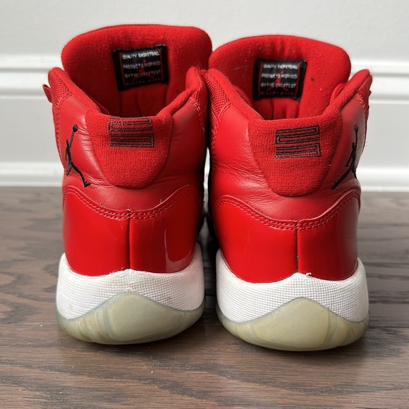 Air Jordan 11 Retro Win Like 96 - Picture 3 of 9